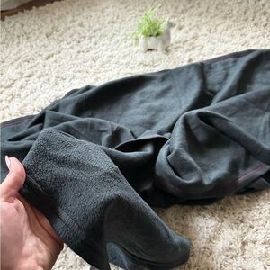 Men’s dark gray comfy Soft black fleece blanket